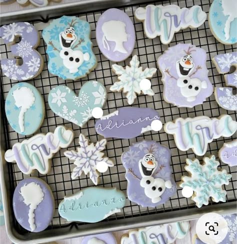 Fourth Frozen Birthday, Frozen 2 Birthday Cookies, Third Birthday Frozen Theme, Frozen Elsa Cookies, Olaf Cookies Decorated, Frozen Birthday Party Cookies, Frozen Birthday Party Simple, Frozen 2 Cookies Decorated, Frozen Cookies Birthday