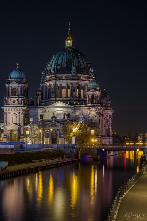 https://flic.kr/p/GJ1vSx | Berlin - Berliner Dom German Wallpaper, Berlin Photos, Berlin Street, Travel Tickets, Christian World, Honey Moon, Airplane Mode, World Of Darkness, Wide World