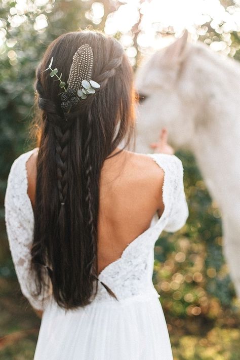 Simple Wedding Hairstyles Updo, Amazing Wedding Makeup, Wedding Makeup Inspiration, Braided Half Updo, Bridal Hairstyle Ideas, Bridal Hair Ideas, Wedding Hair Side, Bride Hairstyle, Wedding Makeup Tips