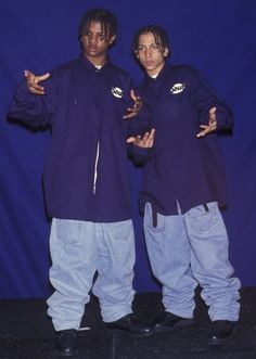 Kriss Kross Kriss Kross Kriss Kross, 1990 Style, Kris Kross, Mode Hip Hop, Looks Hip Hop, Estilo Cholo, Hip Hop Classics, 90s Hip Hop Fashion, Fashion 90s