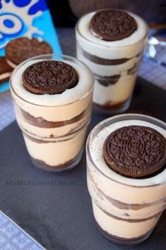 tiramisu aux oreo facile et rapide à réaliser. Oreo Tiramisu, Tiramisu Oreo, Oreo Desserts, Coconut Smoothie Recipe, Tiramisu Dessert, Healthy Recipes Easy Snacks, Oreo Dessert, Easy Smoothie Recipes, Best Cheese