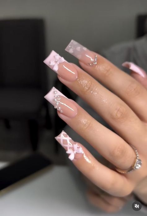 Latina Nails, Gel Nails Diy, Girly Acrylic Nails, Simple Acrylic Nails, Acrylic Nails Coffin Pink, Unique Acrylic Nails, Long Square Acrylic Nails, Bling Acrylic Nails, Acrylic Nails Coffin Short