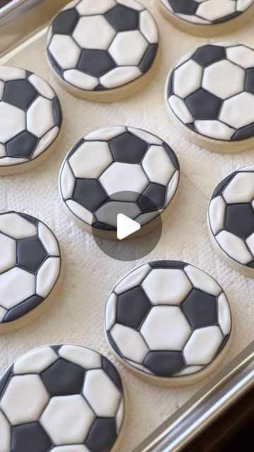 Lady B’s Bake Shoppe on Instagram: "Piping fine lines for the finishing touches on these soccer balls. Really earning my soccer mom title this week.   #cookieart #soccer #cookies #customcookies #sugarcookies #cookieartist #cookiedecorating #royalicing" Soccer Ball Sugar Cookies, Soccer Sugar Cookies, Soccer Ball Cookies, Soccer Cookies, Sports Cookies, Sugar Cookie Royal Icing, Cookie Time, Cut Out Cookies, Soccer Balls