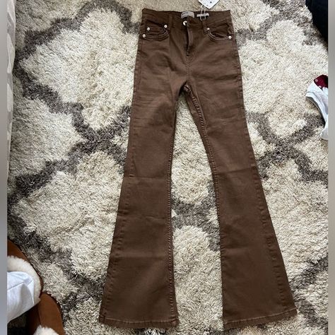 Brown flare jeans Brown Flare Jeans, Brown Flares, Flair Jeans, Brown Jeans, Christmas Wish List, Earrings Rings, Dream Clothes, Clothes Outfits, Rings Necklaces