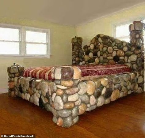 Bizarre photos capture some VERY strange bedroom designs | Daily Mail Online Bizarre Photos, Design Fails, Unique Beds, Drawing Room, Decoration Design, New Room, Future House, Interior Design Living Room, Sake