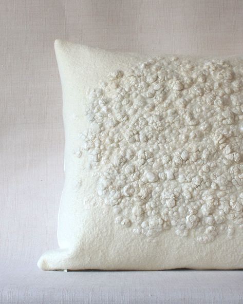 Tovad Ull, Felt Cushion, Bamboo Texture, Felt Fashion, Felt Pillow, Wet Felt, Wool Pillow, Felt Decorations, Nuno Felting