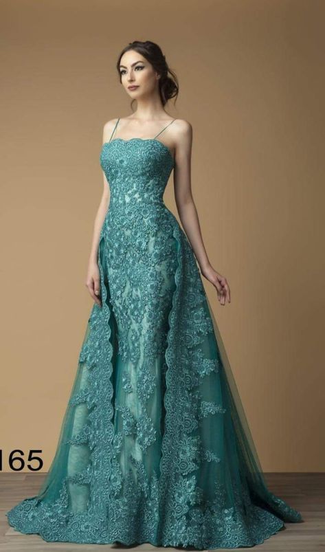 Turquoise Dress, Teal Turquoise, Gala Dresses, Gorgeous Gowns, Beautiful Gowns, Couture Dresses, Formal Gowns, Fancy Dresses, Ball Dresses