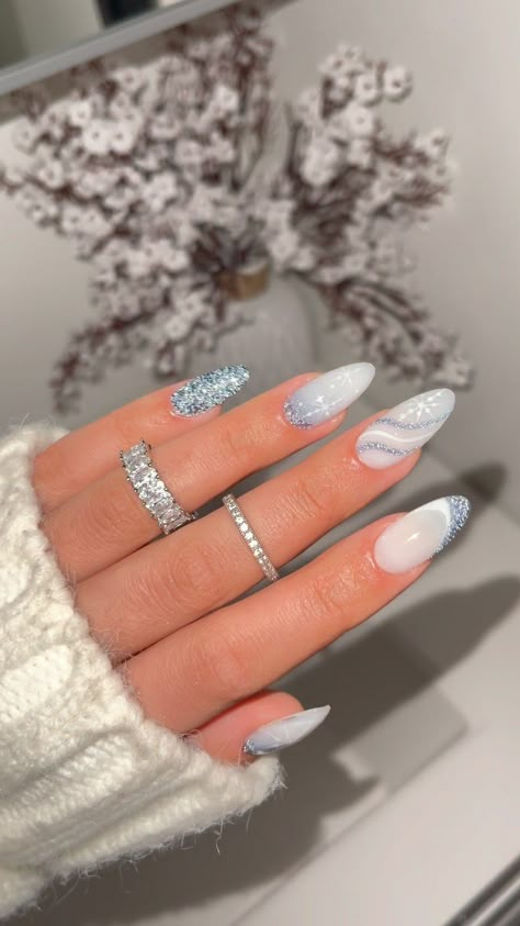 Snow Nails, Milky Nails, Christmas Nails Easy, Christmas Nails Acrylic, Her Nails, Blue Nail, Winter Nail Designs, Festival Nails, New Year's Nails