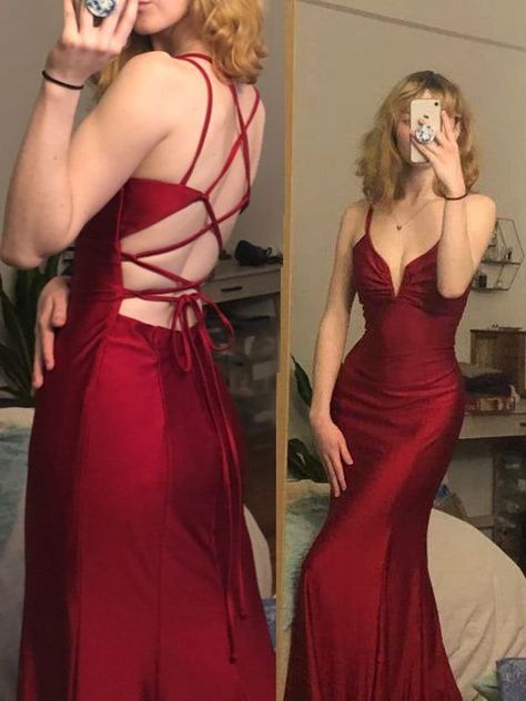 Backless Long Red Dress, Red Satin Long Dress, Prom Dress Silk, Satin Dresses Casual, Elegant Evening Wear, Prom Dress Inspo, Simple Prom Dress, Prom Dress Inspiration, Pretty Prom Dresses