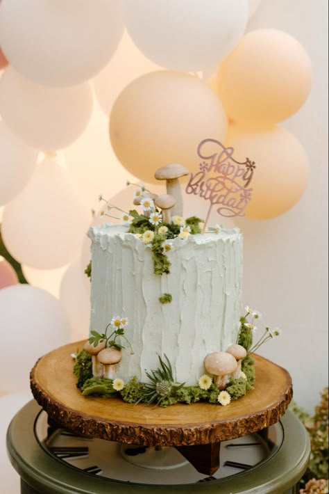 Follow me on Instagram for more pictures like this! 🤍 Vikky_k Mushroom Baby Shower Cake, Edible Moss, Moss And Mushrooms, Mushroom Theme, Mushroom Cake, Forest Birthday Party, Fairy Garden Birthday Party, Forest Baby Showers, Hedgehog Birthday