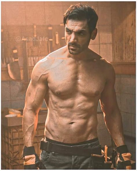 John Abraham Body, Lip Kiss, John Abraham, Kiss, Fictional Characters, Quick Saves