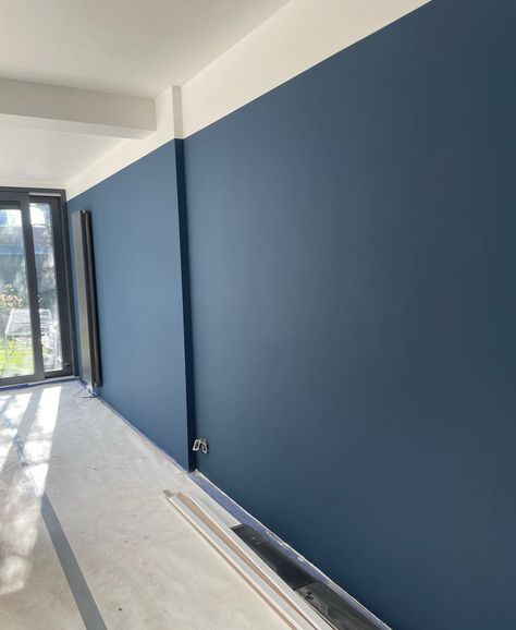 Room Paint Designs, Magnolia Homes Paint, Dark Blue Walls, House Interior Design Styles, Half Walls, Navy Blue Walls, Oak Bedroom, Game Room Design, Blue Rooms