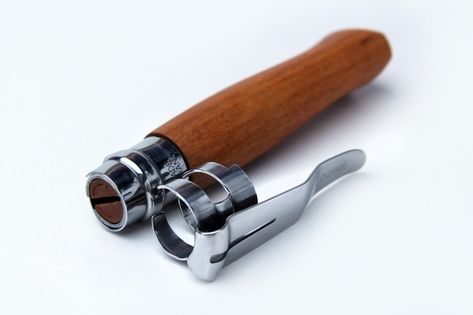 Removable Pocket Clip for an Opinel Knife by Anatoliy Omelchenko — Kickstarter Homemade Gym Equipment, Opinel Knife, Bushcraft Kit, Edc Knife, Knife Collection, Craft Knife, Cool Knives, Edc Gear, Pocket Clip