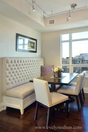 Built-in kitchen table - against the back wall, window on one side - looks familiar!