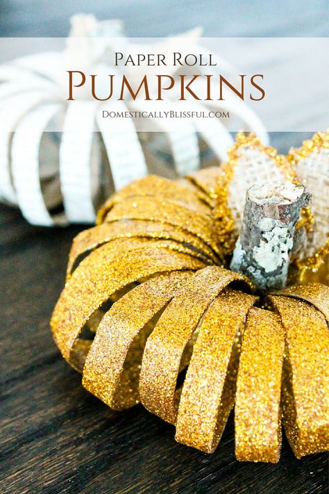 Sparkly Finish Fall Crafts For Adults, Fall Harvest Party, Easy Fall Decor, Toilet Paper Crafts, Diy Halloween Decor, Diy Toilet, Easy Fall Crafts, Harvest Party, Toilet Paper Rolls