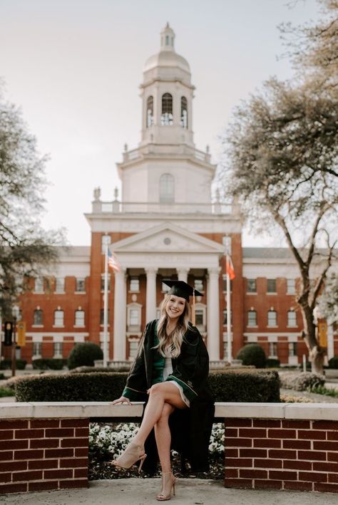 Couple Graduation, College Grad Pictures, Black Fraternities, Grad Picture Ideas, Graduation Pic Ideas, Nursing Graduation Pictures, Cap And Gown Pictures, Masters Graduation, College Graduation Photoshoot