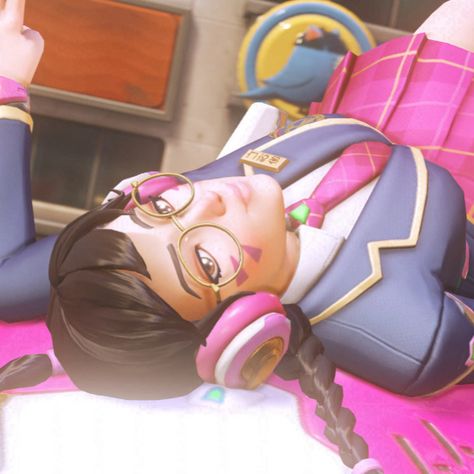 Dva Overwatch, Overwatch