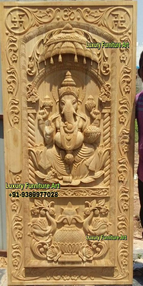 Wooden Main Door Design Ganesh, Ganesh Wood Carving Door, Main Door God Design Entrance, Wooden Window Design, House Models, Modern Wooden Doors, Gates Design, House Main Door Design, Single Door Design