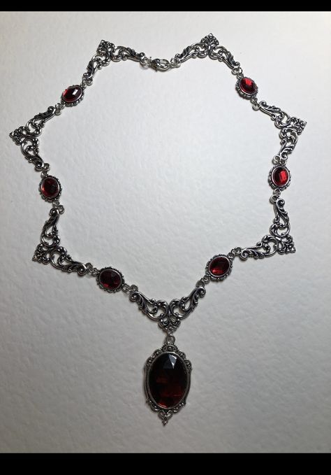 Red Jewellery, Metal Collar, Dope Jewelry, Funky Jewelry, Crystal Stones, Silver Plated Necklace, Fantasy Jewelry, Gothic Jewelry, Dream Jewelry