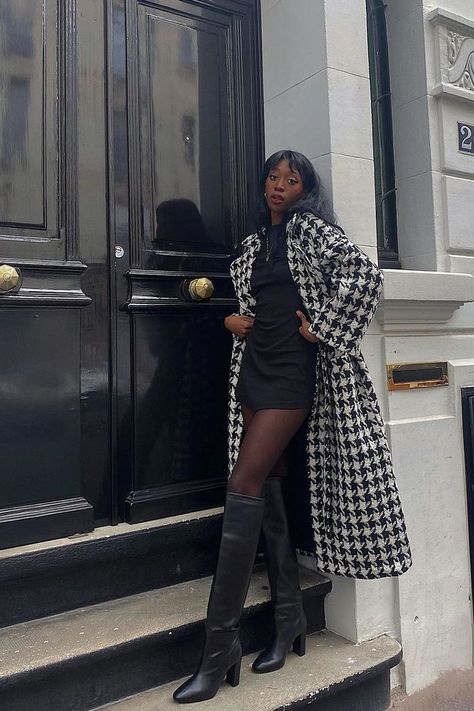 I'm a Paris-Based Model With an Affinity for Basics, and I Wear These Nonstop Emmanuelle Koffi, Thrift Manifest, Europe Fits, Knee High Boots Outfit, French Outfit, Black Dress Outfits, Sustainable Shopping, Paris Outfits, Fall Fits