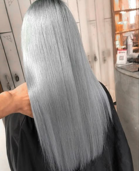 Smoky Grey Hair, Grey Hair Aesthetic, Light Silver Hair, Light Gray Hair, Grey Hair Colour, Long Silver Hair, Types Of Hair Color, Ice Blonde Hair, Silver White Hair