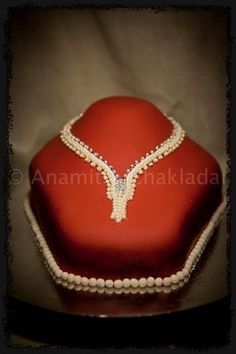 david yurman cakes | all that a girl wants cake by ipshita s cakes mamma bakes Birthday Cake For Lady, Jewellery Cake, Doctor Who Cakes, Coach Cake, Indian Cakes, Luggage Cake, Fondant Cake Ideas, Gucci Cake, Indian Wedding Cake