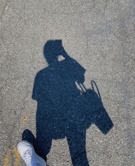 shadow picture, cool picture idea, filler picture for instagram Reels Cover, Reel Cover, Shadow Pictures, Cover Photos, Declutter, Instagram Story, Ootd, Photo And Video, Instagram Photos