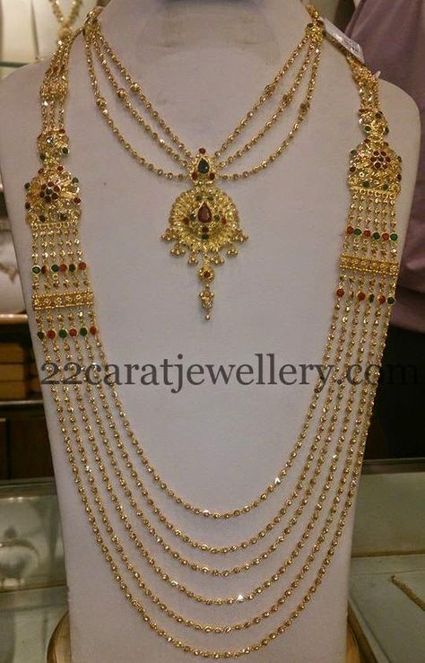 Chandra Haram, Haram Designs, Gold Jewelry Simple Necklace, Gold Necklace Indian Bridal Jewelry, Black Beaded Jewelry, Wedding Jewellery Collection, Gold Jewelry Sets, Bridal Fashion Jewelry, Gold Bride Jewelry