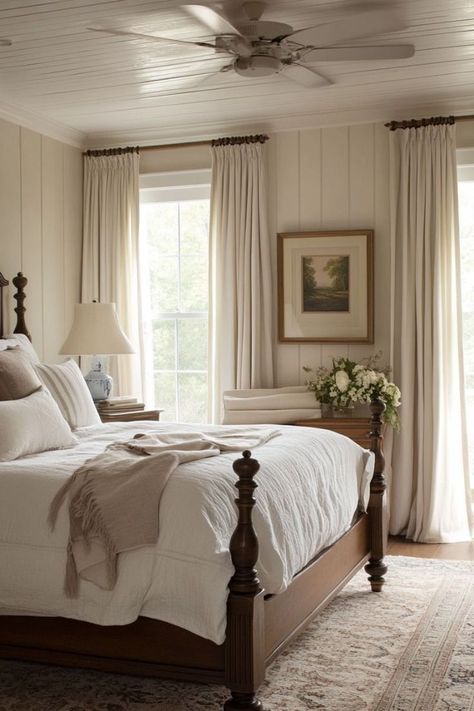 Primary Bedroom Styling, Martha Stewart Bedroom Ideas, Organic Cottage Bedroom, Classic Southern Home Decor Bedroom, Timeless Traditional Bedroom, Post Bed Decor Master Bedrooms, Master Bedrooms Decor Vintage, Coastal Vintage Bedroom, Redo Bedroom Ideas