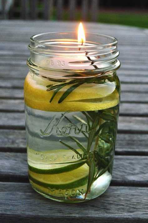 Diy Mosquito Repellent Candle, Insect Repellent Candles, Bug Repellent Candles, Homemade Bug Repellent, Mosquito Repellent Candle, Diy Bug Repellent, Mosquito Repellent Homemade, Diy Mosquito Repellent, Mason Jar Luminaries