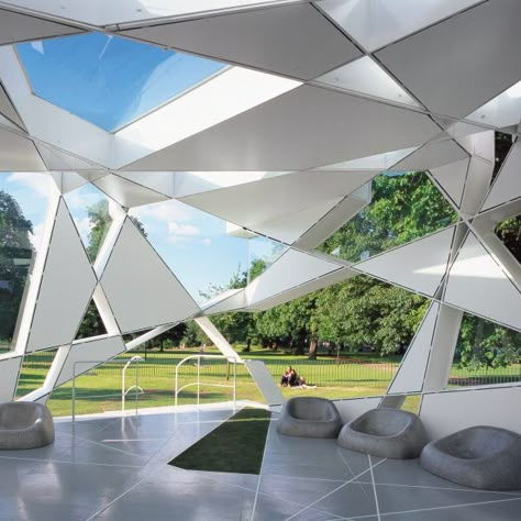 Serpentine Gallery Pavilion 2002 by Toyo Ito and Cecil Balmond with Arup - Serpentine Galleries Architecture Facts, Serpentine Pavillion, Serpentine Gallery Pavilion, Modern Architecture Interior, Pavilion Architecture, Toyo Ito, Pavilion Design, Bjarke Ingels, Geometric Architecture