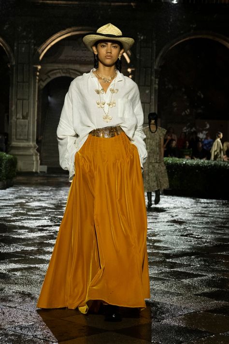 Dior Cruise 2024 [PHOTOS] – WWD Dior 23/24, Casual Wear Fashion Show, Dior Ss24, Dior Cruise 2024, Dior 2024, Dior New Look, Dior Cruise, Cruise Fashion, Resort 2024