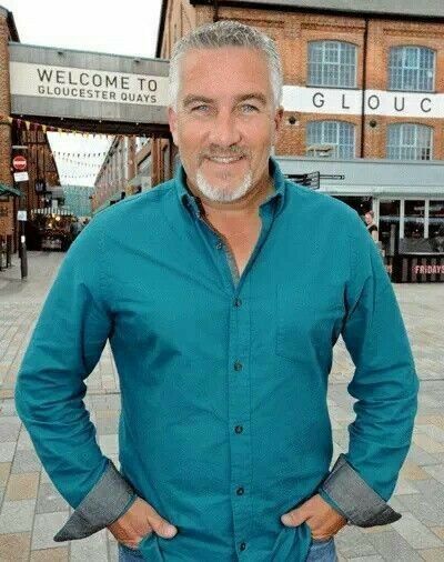 Scammer Stolen pictures from celebrity chef Paul Hollywood Paul Hollywood Pictures, Paul Hollywood Bread, Paul Hollywood Recipes, Daniel Henney, Hollywood Pictures, Focaccia Recipe, Paul Hollywood, Imaginary Boyfriend, Silver Foxes