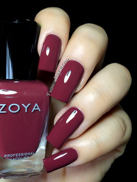 Zoya Naturel Deux (2) Aubrey - deep warm plum creme - Love the color, length, shape, high gloss!  So pretty. Zoya Nail, Valentine Nails, Makijaż Smokey Eye, Red Nail, Pedicures, Nail Arts, Matte Nails, Purple Nails, Nail Polish Colors