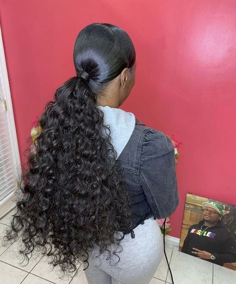 Middle Part Curly Ponytail, Slick Back Middle Part, Slicked Back Ponytail, Sleek Ponytail Hairstyles, Peekaboo Hair, Bubble Ponytail, Birthday Hairstyles, Curly Ponytail, Birthday Hair