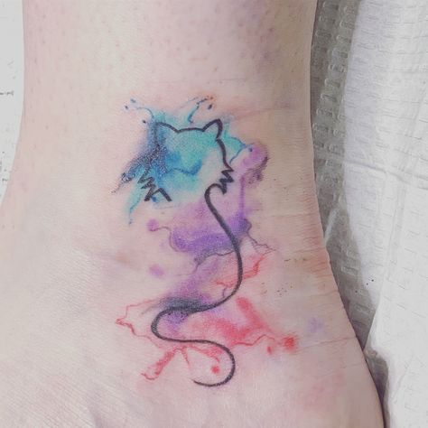 Cat Paw Print Tattoo Watercolor, Watercolor Black Cat Tattoo, Pastel Watercolor Tattoo, Watercolor Cat Tattoos, Watercolor Small Tattoo, Cat Tattoo Designs Unique, Watercolor Background Tattoo, Cat Print Tattoo, Wanderlust Tattoos