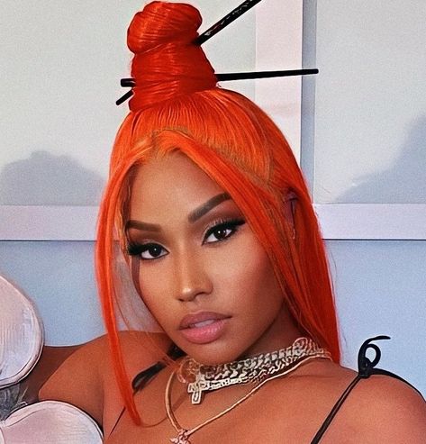 Nicki Minaj Makeup, Nicki Minaj Wig, Nicki Minaj Hairstyles, Nicki Minaj Barbie, Nicki Minaj Photos, Nicki Minaj Pictures, Pink Friday, Orange Hair, Ginger Hair