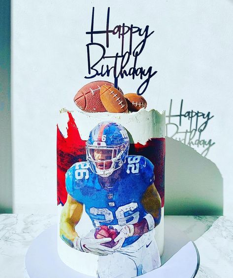 Patriots Birthday Cake, Nfl Cake Ideas, American Football Cake, Nfl Cake, Football Themed Cakes, Sports Cake, Sports Themed Cakes, Football Birthday Cake, Giant Cake