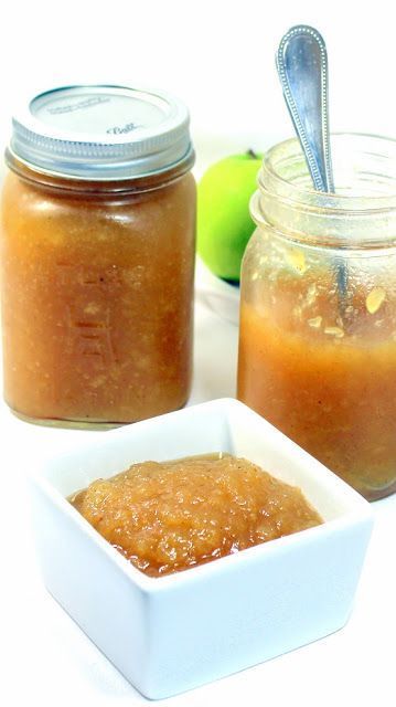 HONEY APPLESAUCE Have Some Honey Applesauce, HONEY!!! - Small Batch Canning... DELICIOUS... And the naturally sweet HONEY replaces the sugars found in store bought. Plus a few Fall Seasonings makes this taste like Apple Pie FIlling. Tiny bit of work will set you up with 4 jars and a SWEET FLAVORFUL DELIGHTFUL SNACK! EASY EASY EASY!!! Canning Honey, Honey Applesauce, Small Batch Canning, Snack Easy, Canning Fruit, Apple Recipe, Canned Food Storage, Apple Pie Filling, Apple Season