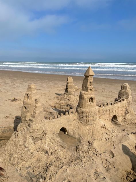 Winter (December/January) on South Padre Island, Texas (SPI) 🏖️ Beach day with sand castles South Padre Island Aesthetic, Port Aransas Beach, South Padre Island Texas, Padre Island Texas, Summer List, Travel 2024, Better Cr Dr, Sand Castles, Winter December