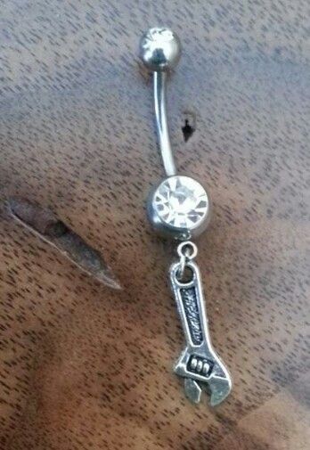 Wrench belly button ring Western Belly Button Rings, Naval Piercings, Naval Piercing, Spiderbite Piercings, Bellybutton Rings, Cute Belly Rings, Bellybutton Piercings, Belly Button Piercing Jewelry, Belly Piercing Jewelry