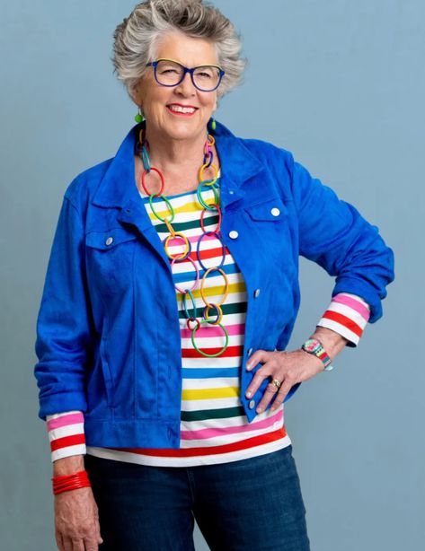 Prue Leith, Bake Off, Advanced Style, Statement Accessories, Beaded Necklaces, New Wardrobe, Inspirational Women, Sewing Clothes, Jacket Outfits