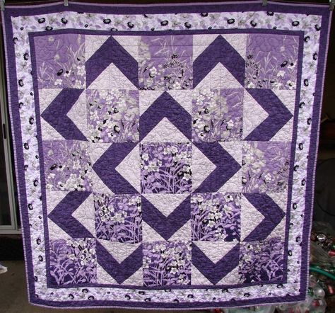 Walkabout Pattern Walkabout Quilt Pattern, Walkabout Quilt, Walk About Quilt Pattern, Walk About Quilt, Would Anyone Care, Beginner Quilt Patterns Free, Triangle Quilt Tutorials, Butterfly Quilt Pattern, Half Square Triangle Quilts Pattern