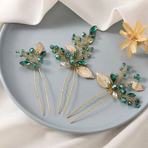 Emerald Green Hair, Green And Gold Wedding, Vintage Bridal Hair, Emerald Green Crystal, Vintage Headpiece, Prom Hair Accessories, Gold Hair Pin, Crystal Hair Accessories, Party Hair Accessories