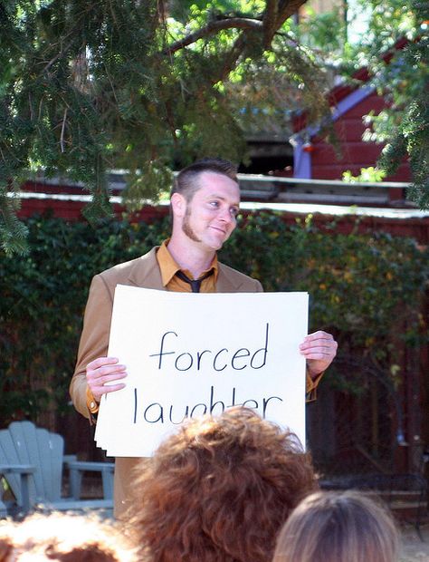 Audience cue cards during the ceremony. | 23 Unconventional But Awesome Wedding Ideas Reception Bathroom, Polaroid Photo Booths, Apple Orchard Wedding, Orchard Wedding, Cue Cards, Wedding Display, Wedding Toasts, Wedding Speech, Wedding Time