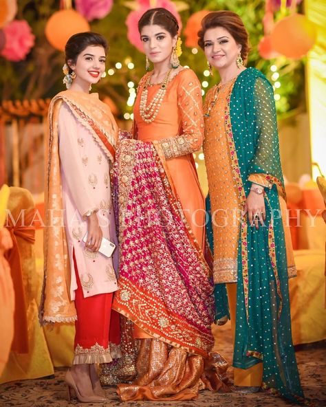 Gharoli ceremony #mahasphotography #weddingphotography @xproductionsmedia #pakisatnibride #pakistanifashion #pakistaniwedding… Bridal Mehndi Dresses, Mehndi Dress, Primary Colours, Indian Designer Suits, Shilpa Shetty, Pakistani Wedding Outfits, Salwar Kamiz, Desi Clothes, Designer Kurtis