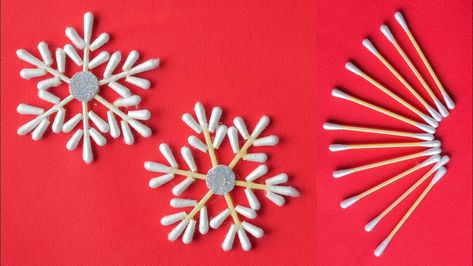 DIY Snowflakes Using Earbuds | Christmas Decor Ideas | Christmas Ornaments | DIY Decoration Earbuds Craft Ideas, Christmas Craft Videos, Earbuds Diy, Diy Snowflakes, How To Make Snowflakes, Craft From Waste Material, Cardboard Crafts Diy, Snow Flakes Diy, Waste Material