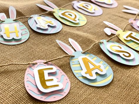 Easter Banner Ideas, Easter Paper Garland Diy, Easter Banners, Easter Wood Crafts Wreaths & Garlands, Easter Burlap Banner, Happy Easter Banner, Easter Svg Files, Spring Banner, Creative Easter Eggs