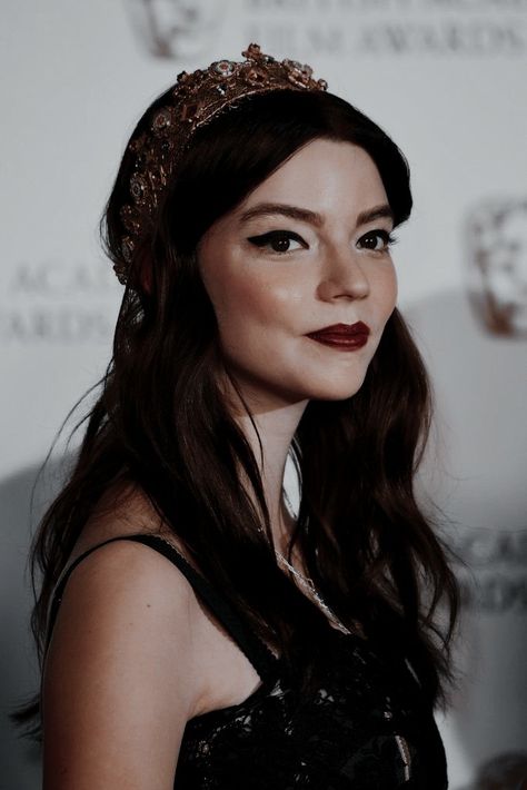 Anya Joy, Emma Woodhouse, Girl Crush Fashion, Pink Aura, Anya Taylor Joy, Celebrity Look, Jane Austen, Celebrities Female, Favorite Celebrities