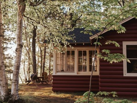 Lakeview — Alderwood Resort Cottage On A Lake, Vintage Airbnb, Adirondack Cottage, Chalet Vibes, Midwest Core, Whimsical Cabin, Cozy Rustic Cabin, Cabin Exterior Colors, Pnw Fall